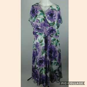 Connected floral purple green white dress size 22w